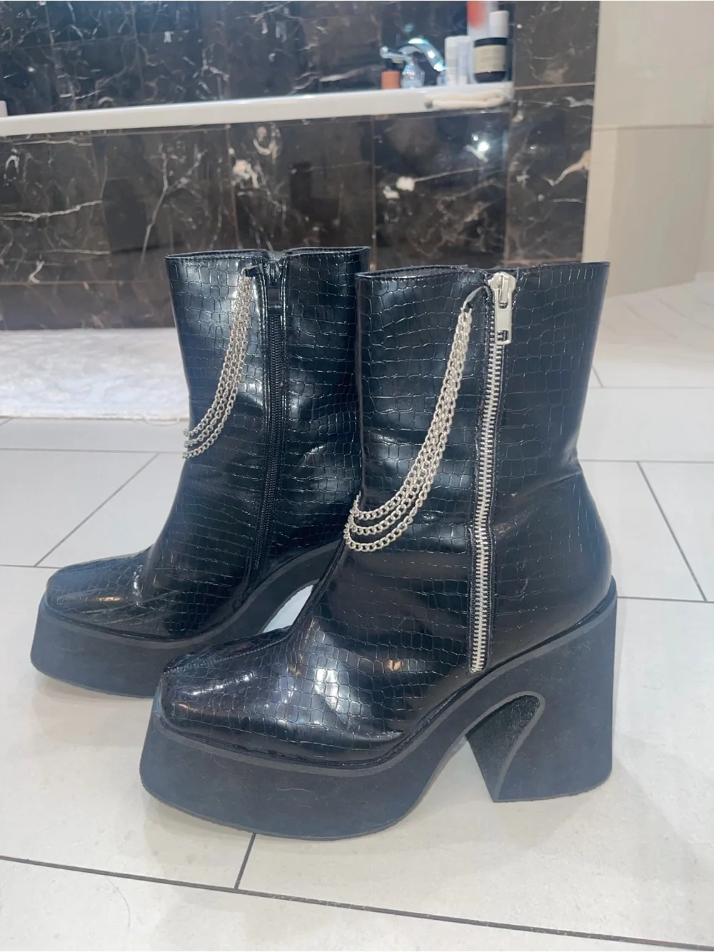 Dolls Kill Arnor Croc Chain Platform Boots Black Size 9